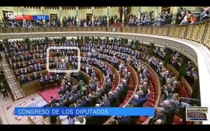 podemos sin apludir al rey