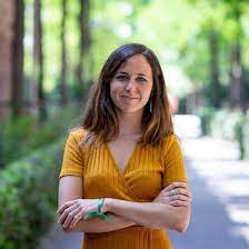 LUCES Y SOMBRAS DE LA COMUNICACIÓN DE IONE BELARRA – José Luis Martín